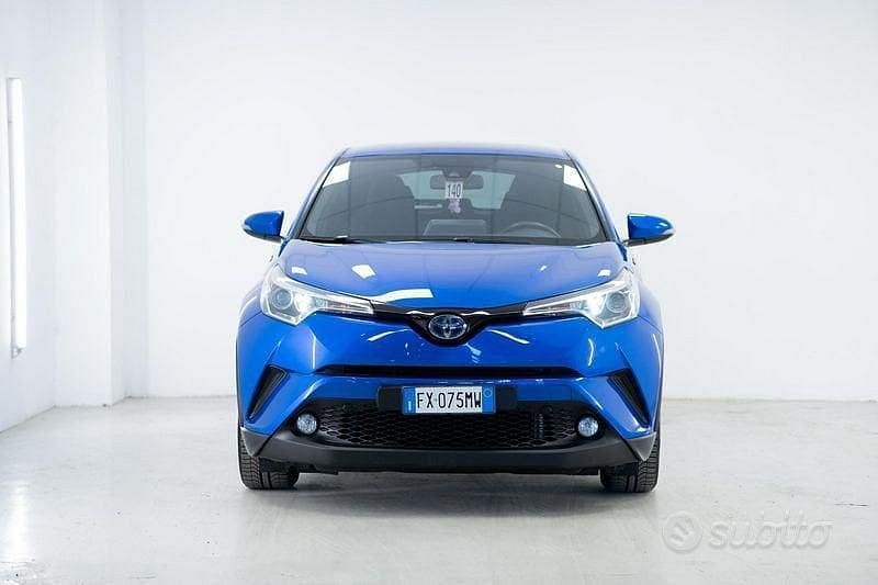 Usata Toyota C-HR Trend 223 CV (164 kW) 2019 Blu/azzurro SUV