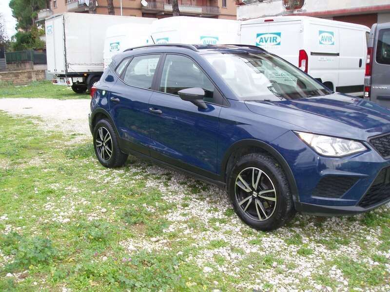 Usata Seat Arona Style 95 CV (69 kW) 2018 Blu SUV