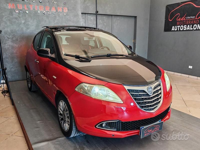 Usata Lancia Ypsilon S 69 CV (50 kW) 2012 Rosso Utilitaria
