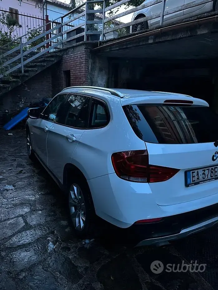 Usata BMW X1 177 CV (130 kW) 2010 Bianco SUV