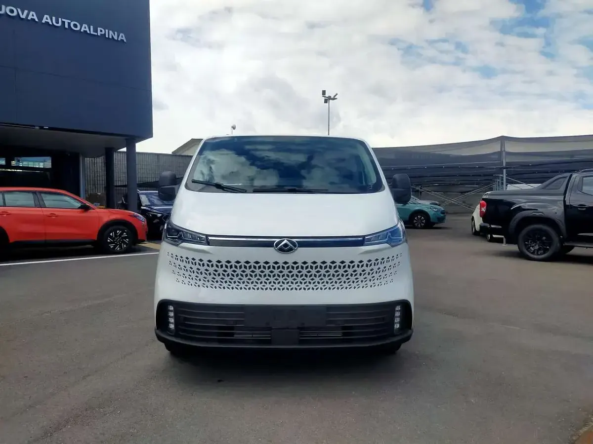 Nuova Maxus V70 150 CV (110 kW) 2026 Warm white Furgone