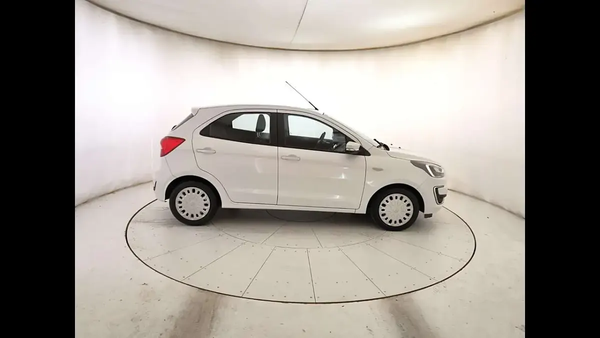 Usata Ford Ka 71 CV (52 kW) 2019 Bianco Berlina