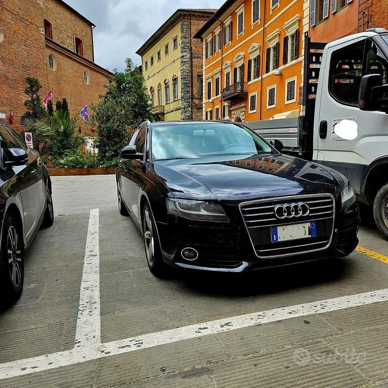 Nero Usata 2009 Audi A4 S-Line Station wagon | 5000 € (Ottimo prezzo) - Immagine 1/4