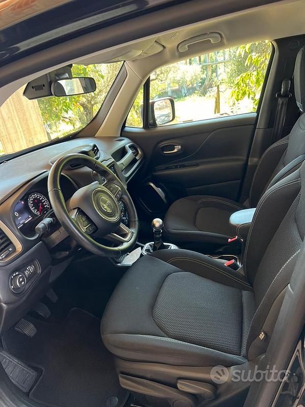Usata Jeep Renegade Limited 120 CV (88 kW) 2020 Nero SUV