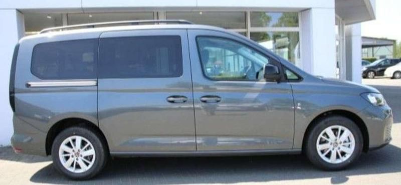 Usata VW Caddy Maxi 120 CV (88 kW) 2025 Indium grey Monovolume