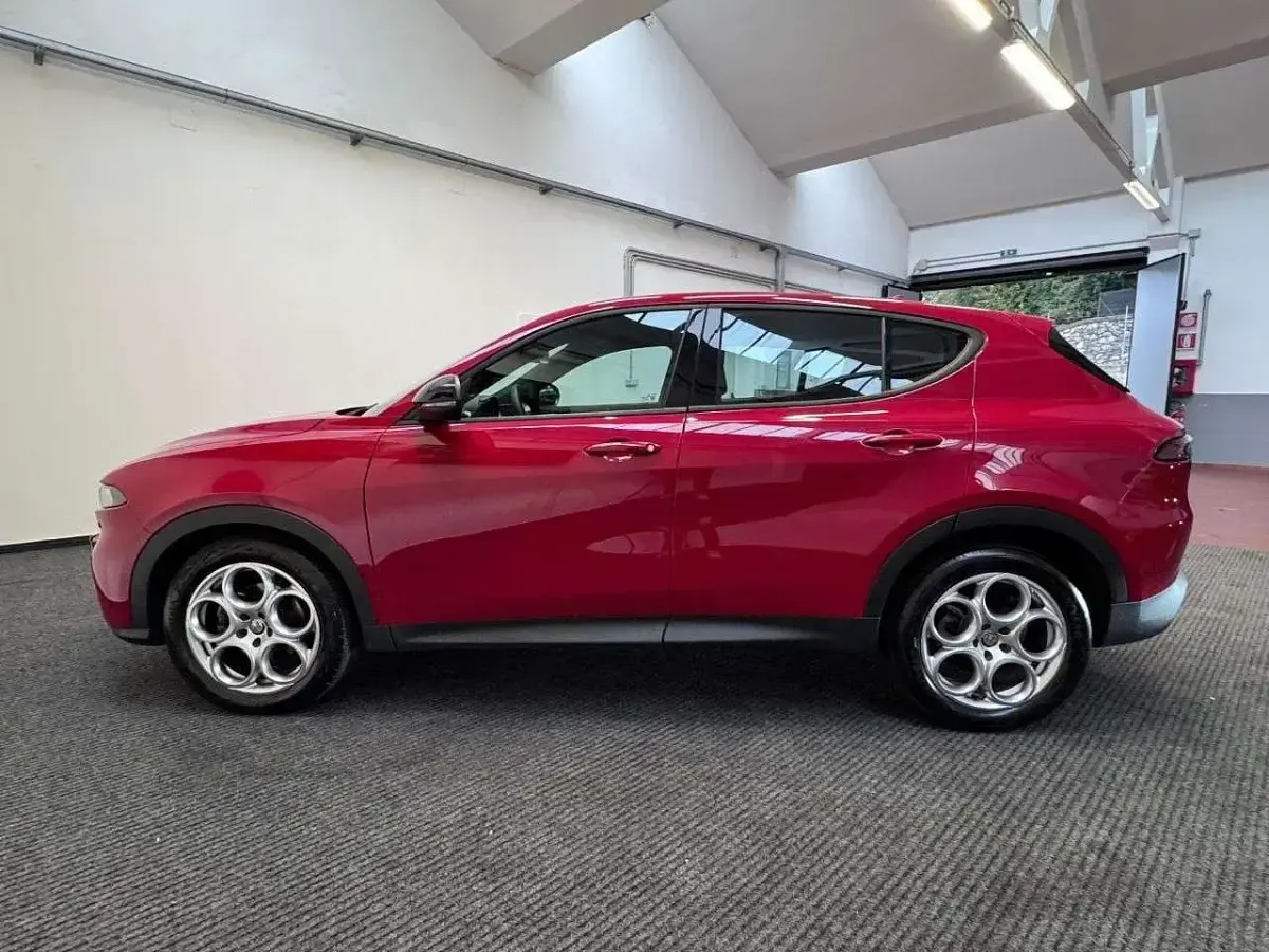 Usata Alfa Romeo Tonale 131 CV (96 kW) 2023 Rosso SUV