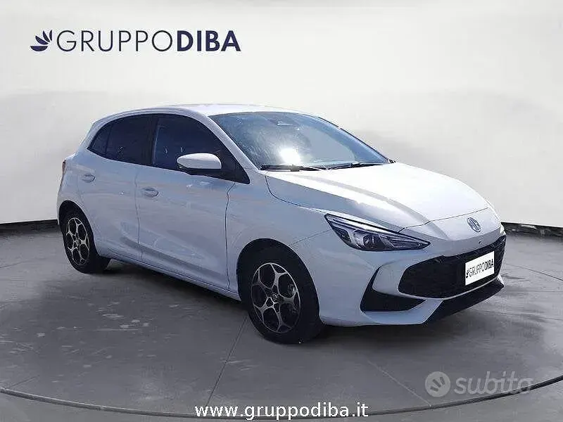 Nuova MG MG3 Luxury 102 CV (75 kW) 2025 Bianco Utilitaria