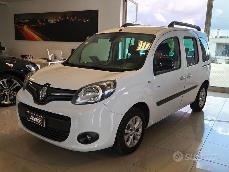 Usata Renault Kangoo 110 CV (80 kW) 2015 Grigio Monovolume