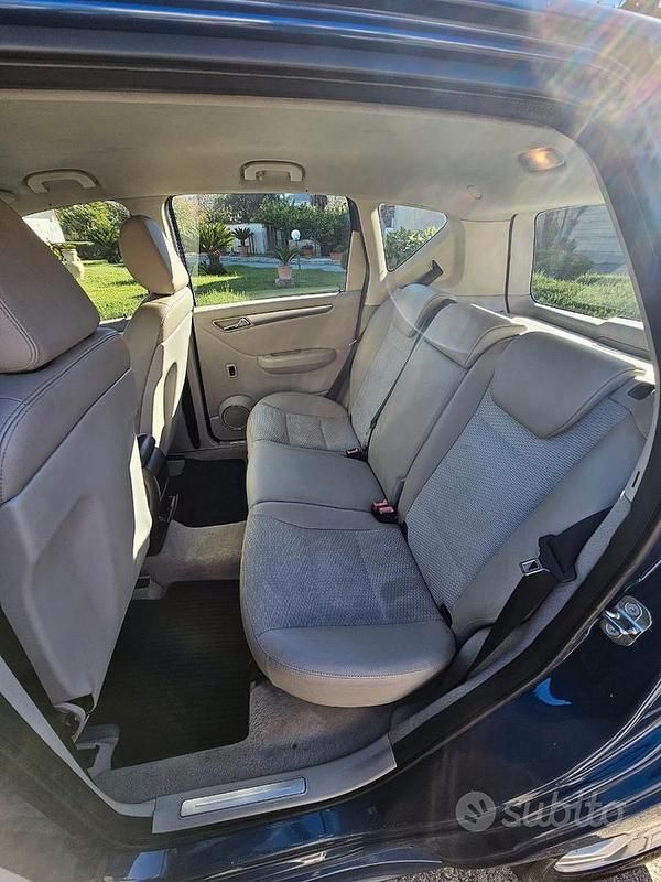 Usata Mercedes A180 Avantgarde 116 CV (85 kW) 2009 Blu Berlina
