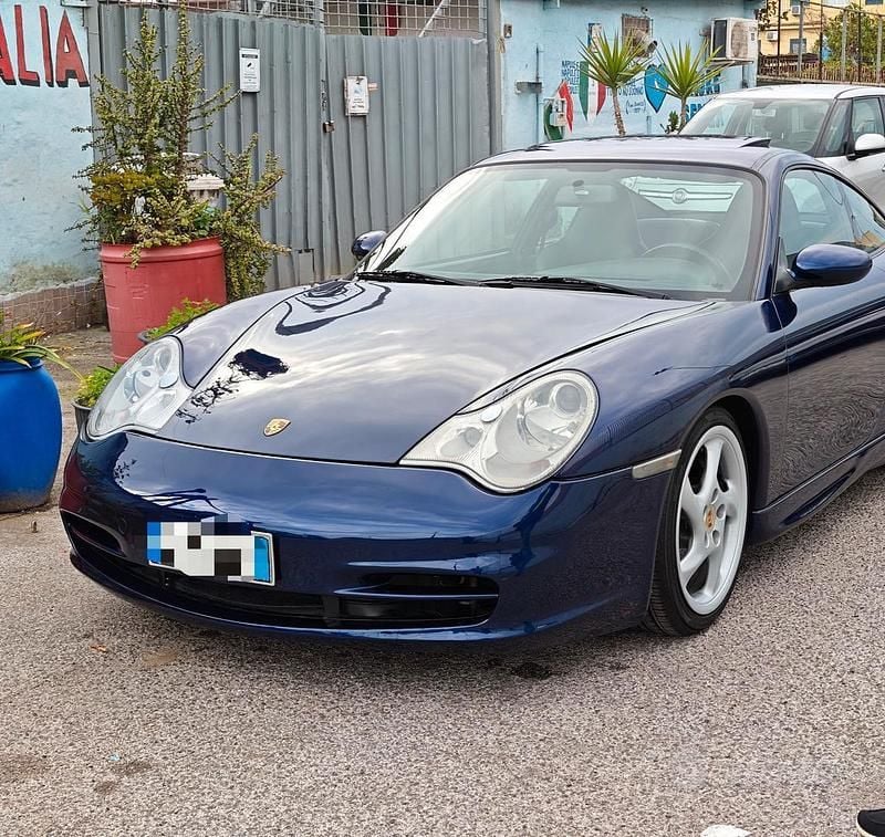 Usata Porsche 911 Carrera 300 CV (220 kW) 2001 Blu Coupé