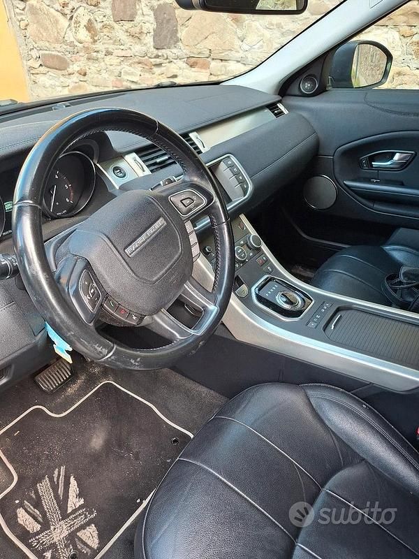 Usata Land Rover Range Rover evoque 150 CV (110 kW) 2018 Nero SUV