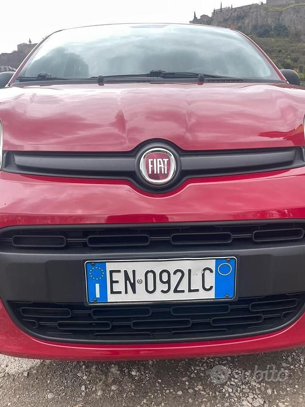 Usata Fiat Panda 2012 Rosso Utilitaria