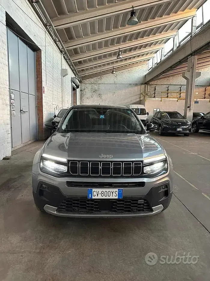 Usata Jeep Avenger EV Summit 61 kW (84 CV) 2024 Grigio SUV