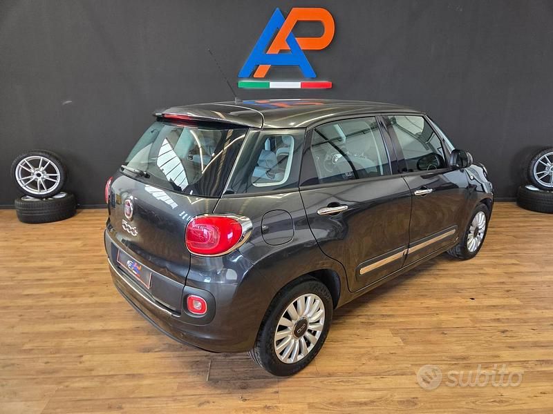 Usata Fiat 500L Lounge 85 CV (62 kW) 2015 Grigio Monovolume
