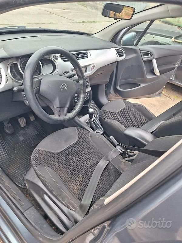 Usata Citroën C3 70 CV (51 kW) 2011 Grigio Berlina