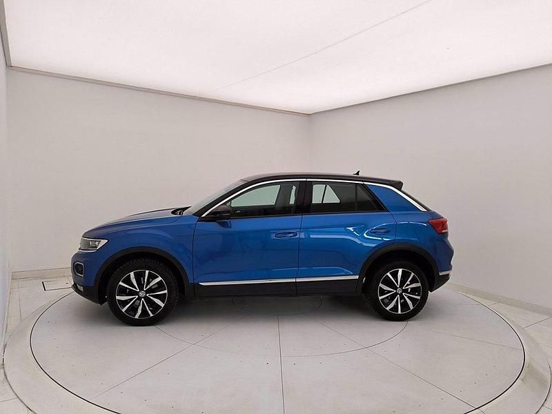 Usata VW T-Roc Style 116 CV (85 kW) 2020 Blu scuro SUV