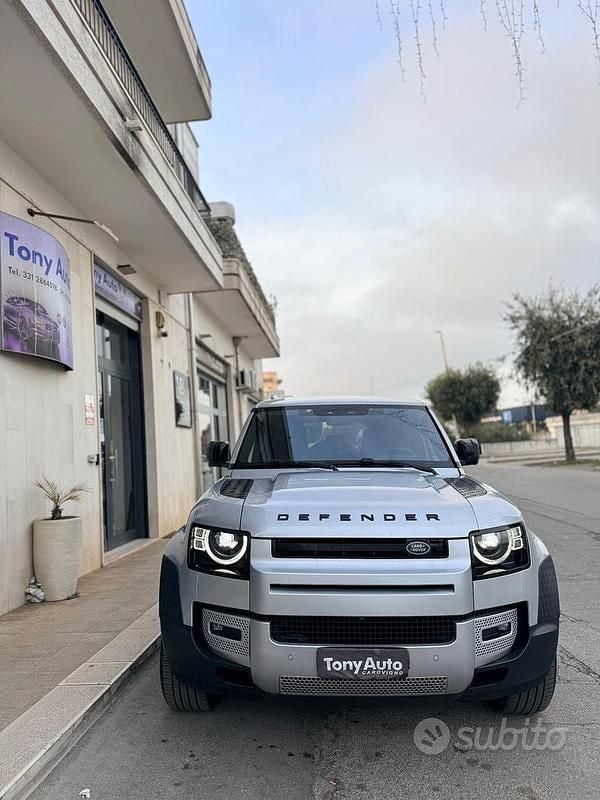 Usata Land Rover Defender HSE 240 CV (176 kW) 2020 Grigio SUV