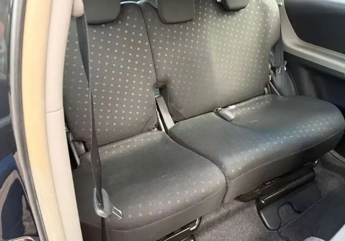 Usata Toyota Yaris Sol 69 CV (50 kW) 2006 Nero Berlina