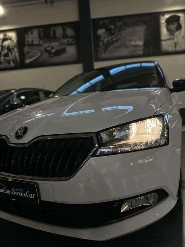 Usata Skoda Fabia Business Line 95 CV (69 kW) 2019 Bianco Utilitaria