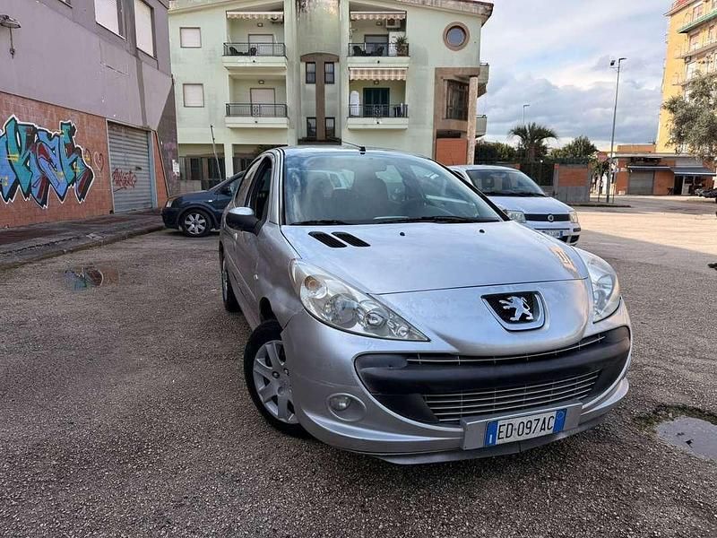 Usata Peugeot 206+ 68 CV (50 kW) 2010 Grigio Utilitaria