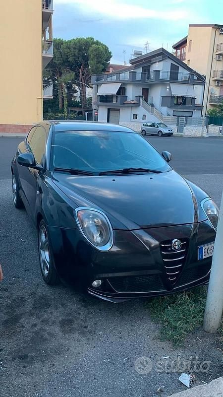 Usata Alfa Romeo MiTo 90 CV (66 kW) 2015 Grigio Utilitaria