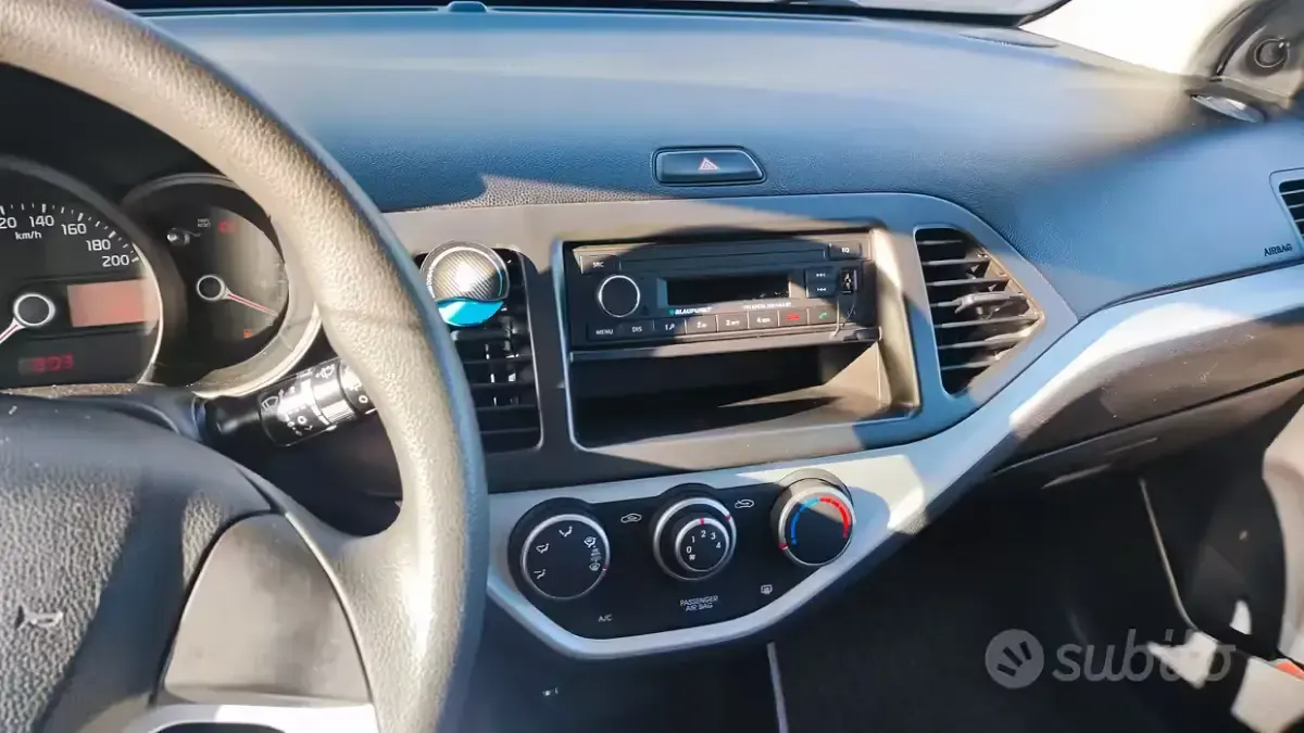 Usata Kia Picanto 69 CV (50 kW) 2014 Bianco Utilitaria