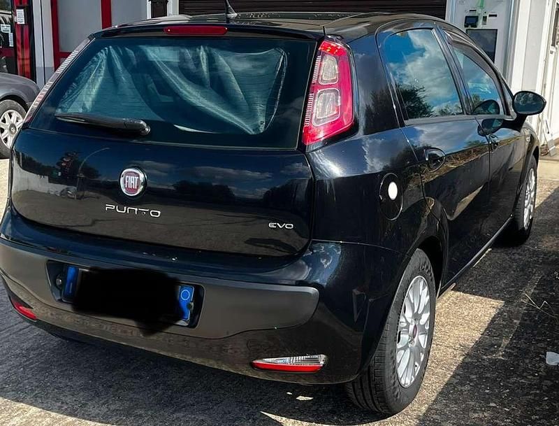 Usata Fiat Punto Evo Emotion 95 CV (69 kW) 2011 Utilitaria