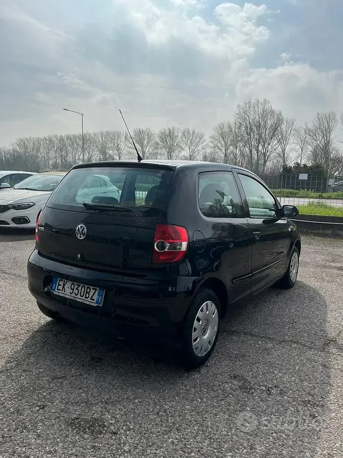 Usata VW Polo 60 CV (44 kW) 2011 Nero Utilitaria