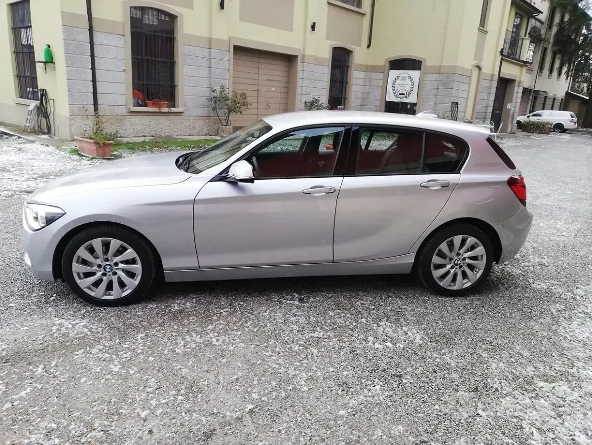 Usata BMW 116 Sport Line 116 CV (85 kW) 2014 Grigio Utilitaria