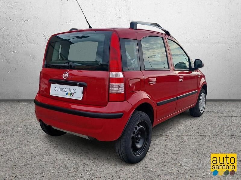 Usata Fiat Panda Dynamic 60 CV (44 kW) 2010 Rosso Utilitaria