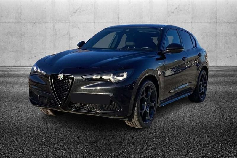 Nero Usata 2024 Alfa Romeo Stelvio Veloce SUV | 42.950 € (Molto cara) - Immagine 1/4