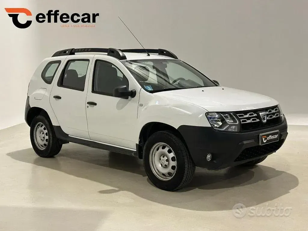 Usata Dacia Duster Ambiance 109 CV (80 kW) 2017 Bianco SUV