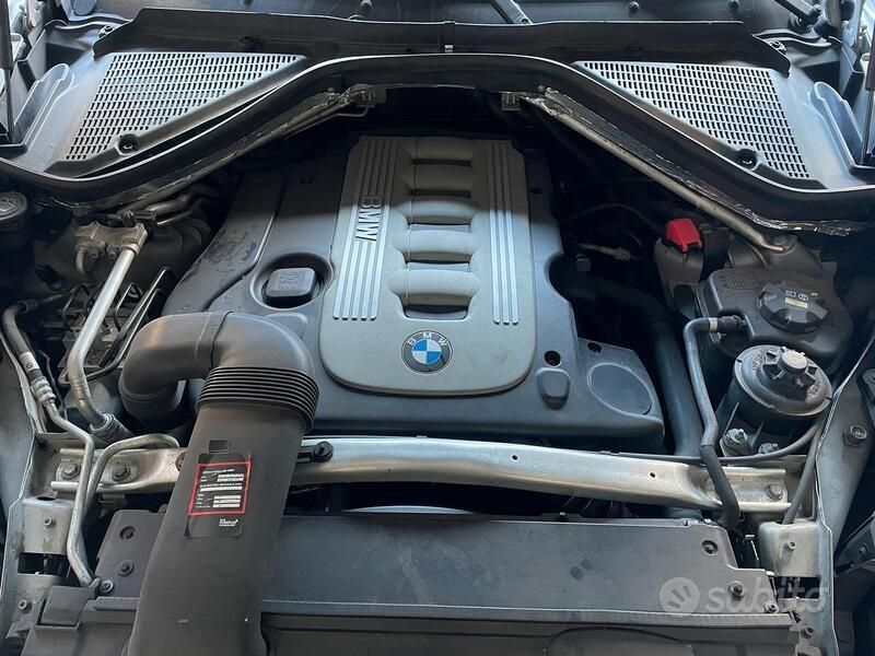 Usata BMW X5 245 CV (180 kW) 2012 Grigio SUV