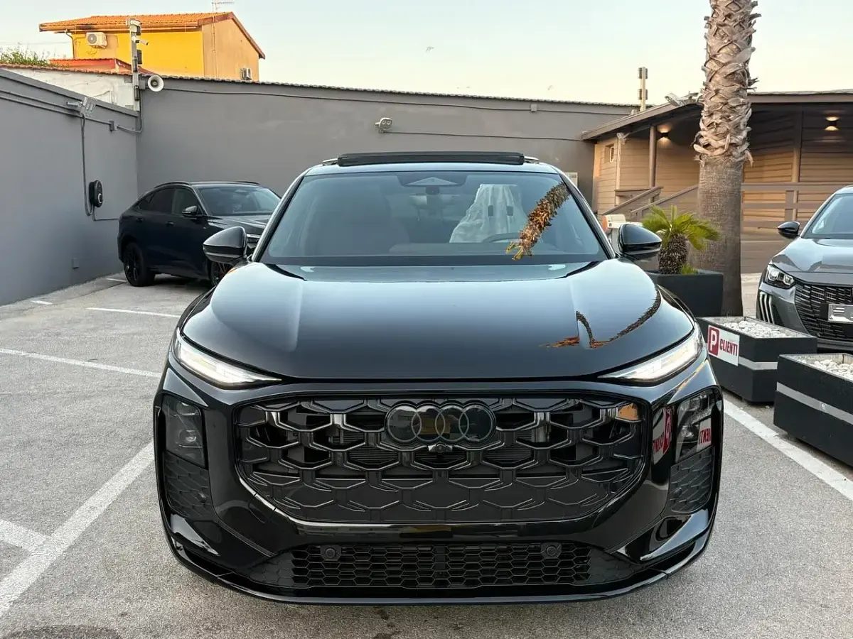Nuova Audi Q3 Sportback S-line plus 149 CV (109 kW) 2026 Nero SUV