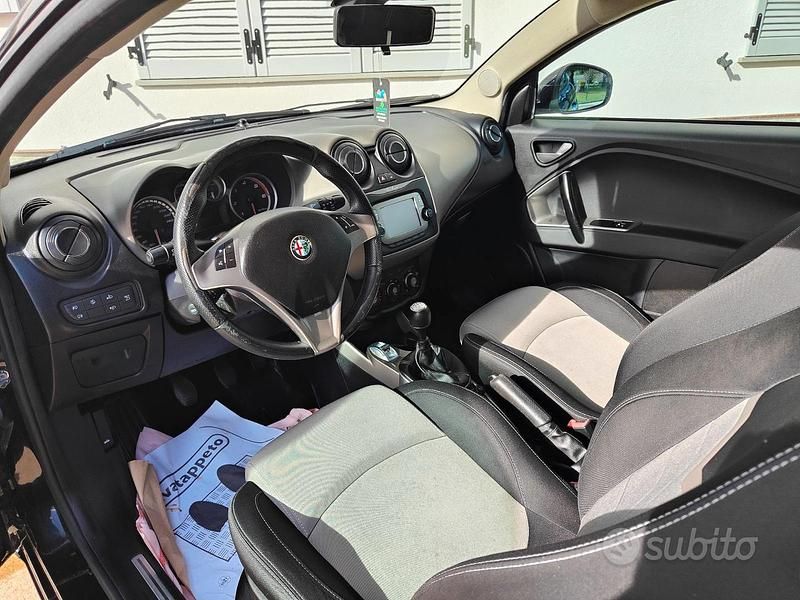 Usata Alfa Romeo MiTo 85 CV (62 kW) 2015 Nero Utilitaria