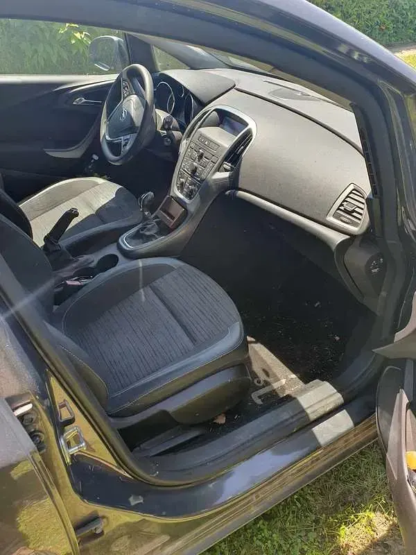 Usata Opel Astra 101 CV (74 kW) 2015 Grigio Berlina