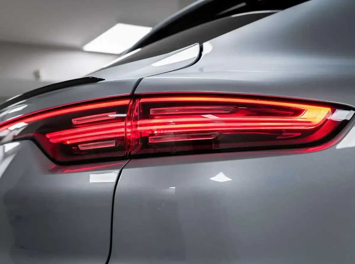 Usata Porsche Cayenne 340 CV (250 kW) 2021 Argento SUV