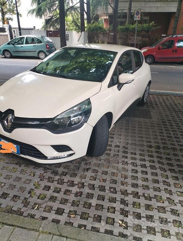 Usata Renault Clio IV 75 CV (55 kW) 2016 Utilitaria