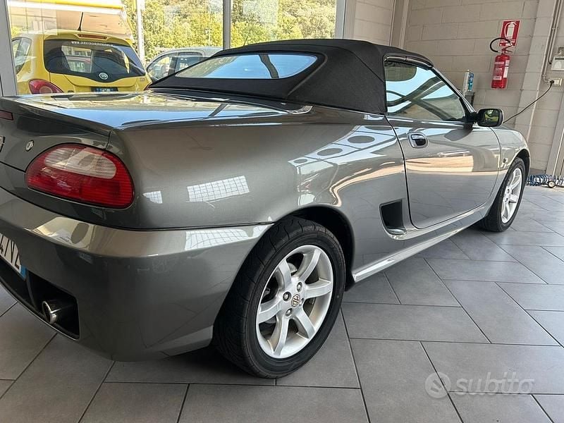 Usata MG TF 116 CV (85 kW) 2005 Grigio Cabrio