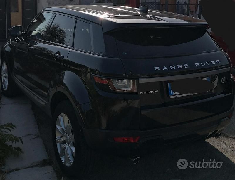 Usata Land Rover Range Rover evoque 150 CV (110 kW) 2017 Nero SUV