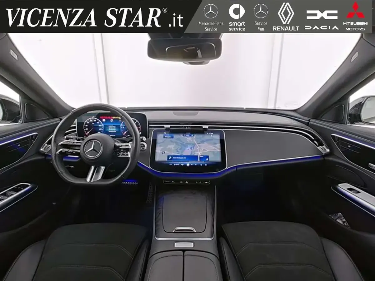 Usata Mercedes E220 Premium 197 CV (144 kW) 2025 Bianco polare Station wagon