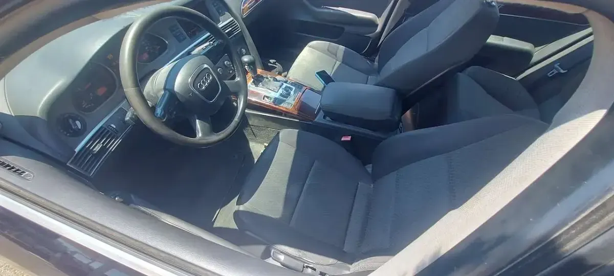 Usata Audi A6 224 CV (164 kW) 2006 Blu/azzurro Berlina