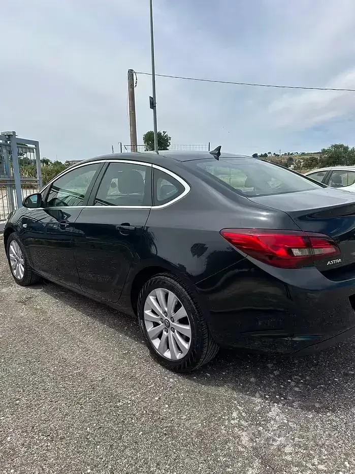 Usata Opel Astra Cosmo 2015