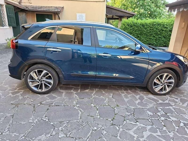 Usado Kia Niro Style 105 HP (77 kW) 2019 SUV