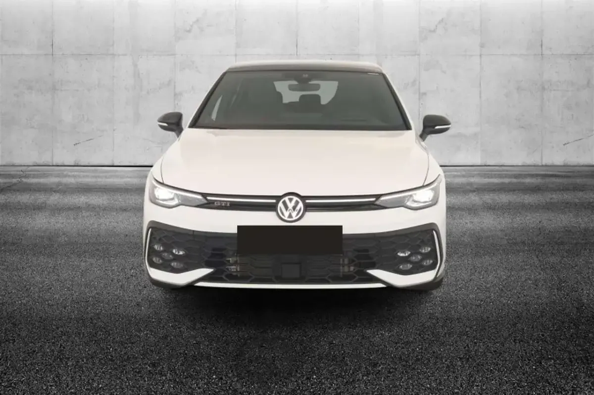 Usata VW Golf VIII GTI 265 CV (194 kW) 2024 Bianco Berlina