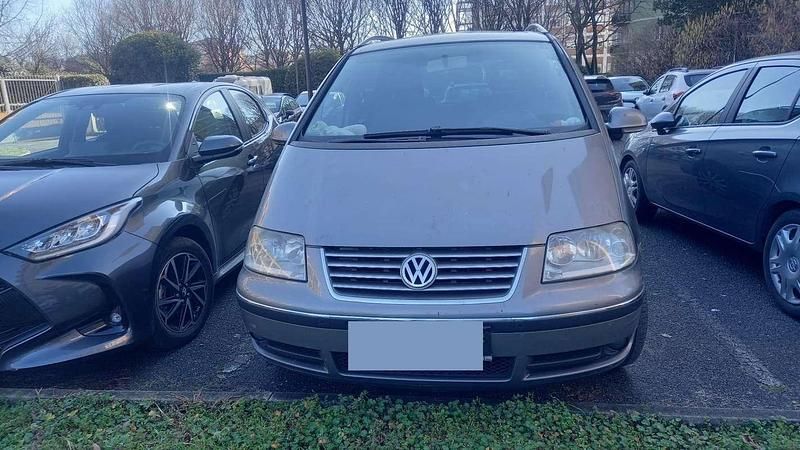 Usata VW Sharan Comfortline 164 CV (120 kW) 2005 Grigio Monovolume