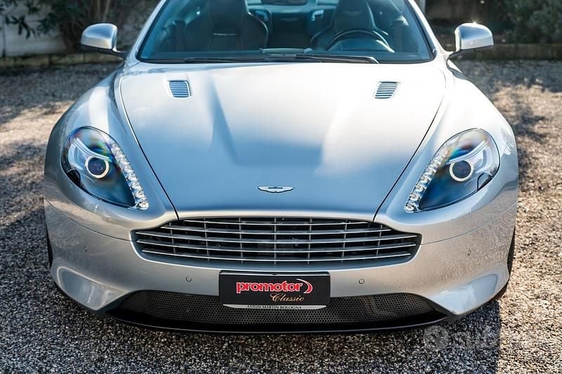 Usata Aston Martin Virage 2011 Grigio Coupé