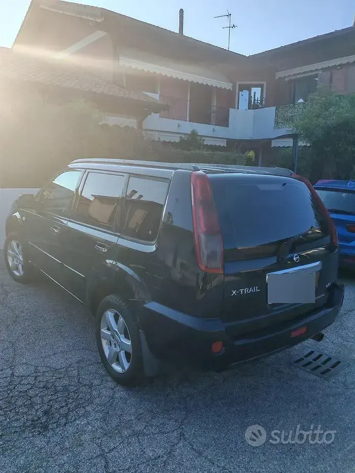 Usata Nissan X-Trail 136 CV (100 kW) 2007 Nero SUV