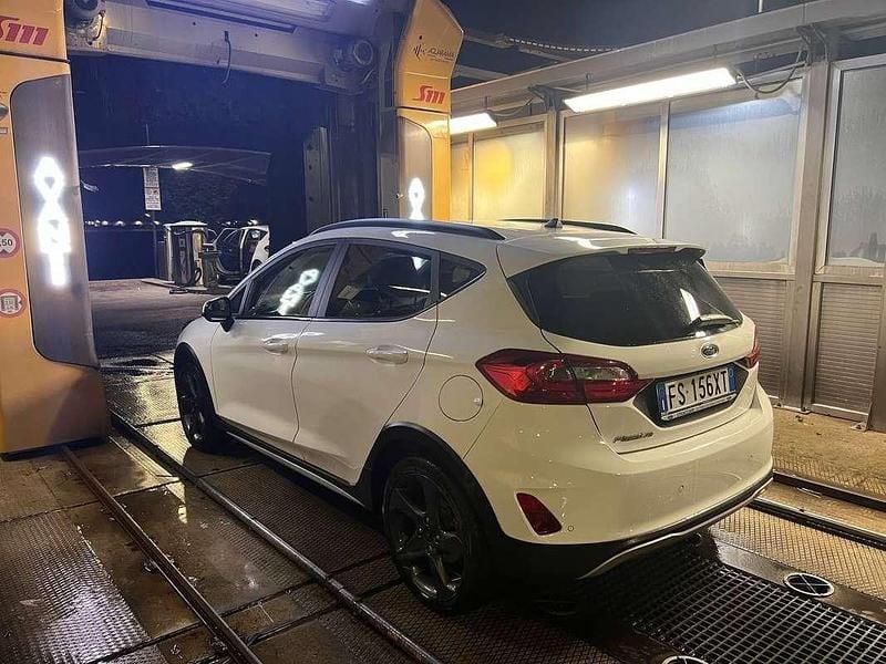 Usata Ford Fiesta Active 120 CV (88 kW) 2019 Berlina