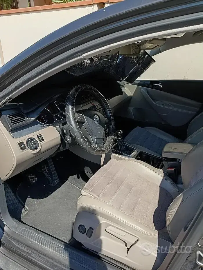 Usata VW Passat Highline 140 CV (102 kW) 2008 Marrone Station wagon